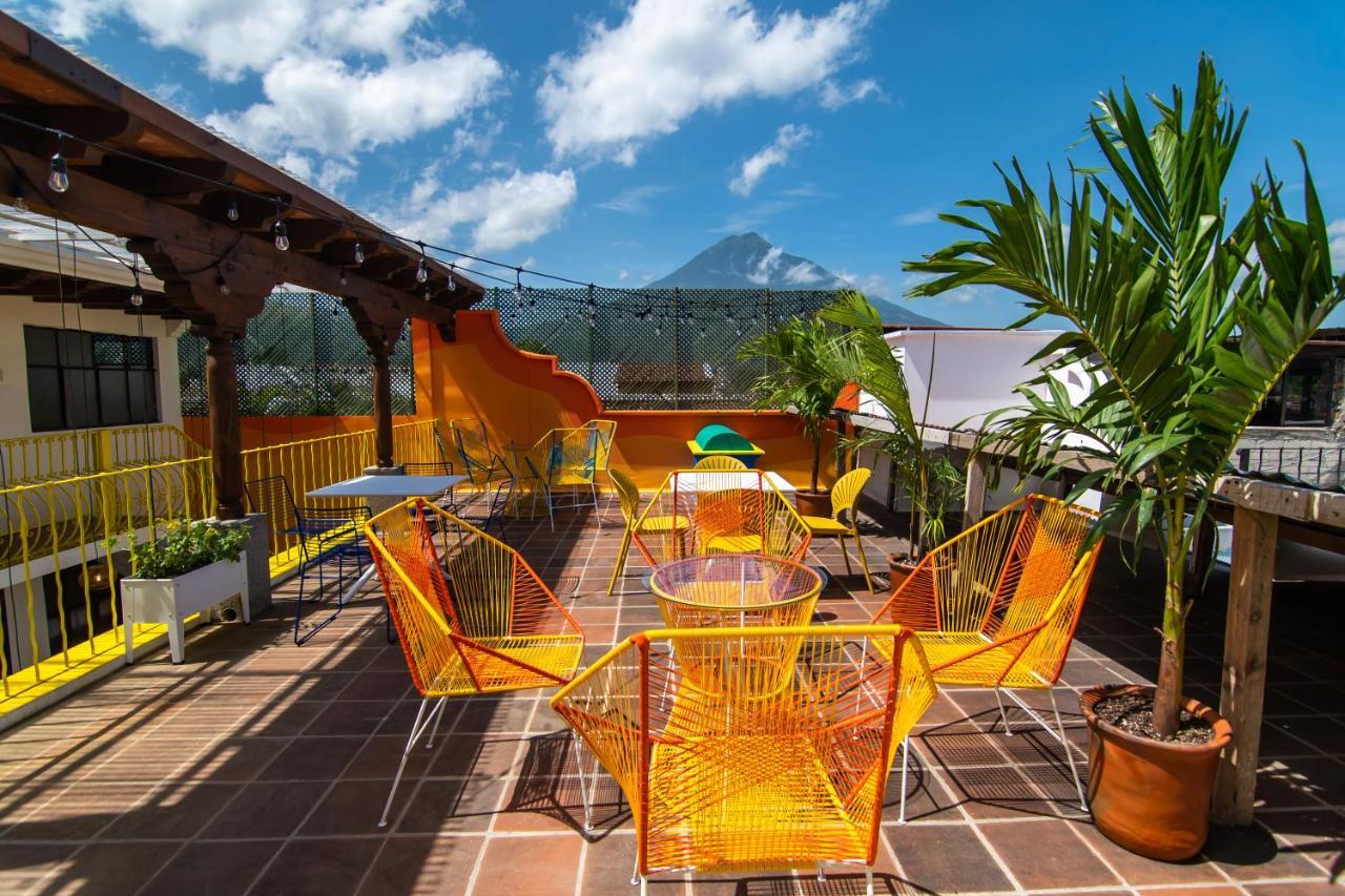 Why Not Hotel Antigua Exterior photo